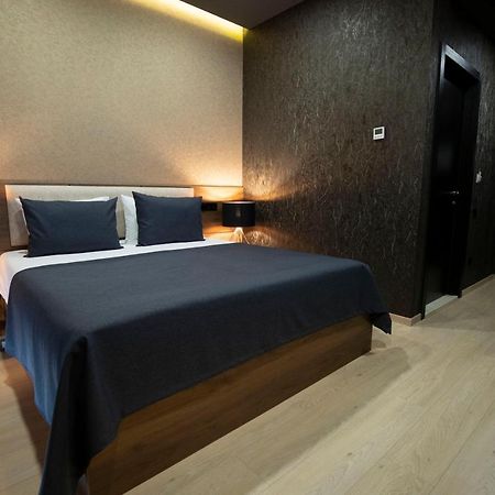 Snow Rooms Hotel 古多里 外观 照片