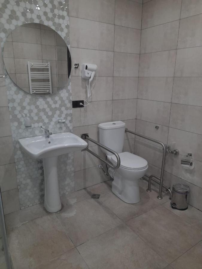 Snow Rooms Hotel 古多里 外观 照片