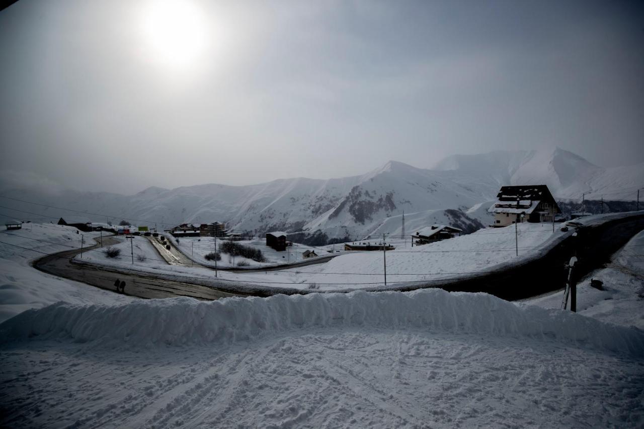 Snow Rooms Hotel 古多里 外观 照片